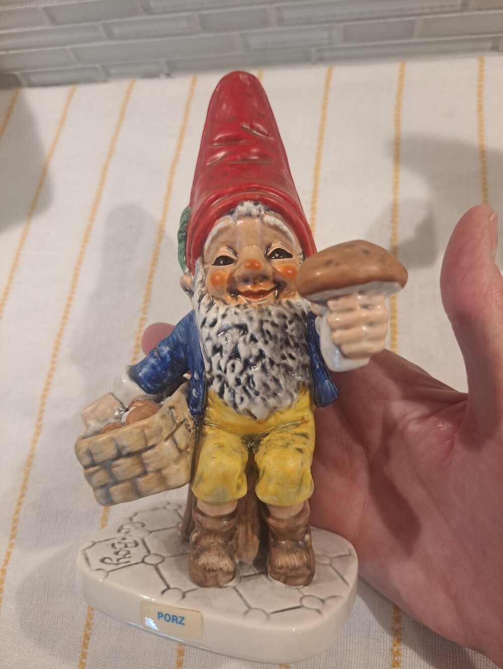 2 Vtg Goebel Co Boy Gnome Figurine Utz The Banker & Co Boys Porz Mushroom Picker - Picture 10 of 10